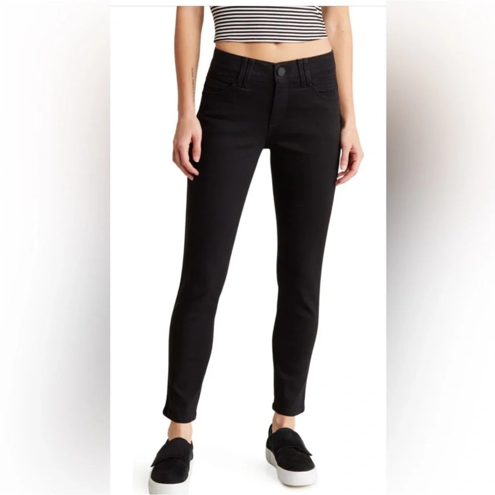 Democracy Ab Technology Ankle Skinny Black Jean Size 6